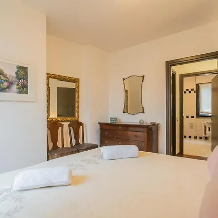 Apartment Lara Campione d'Italia